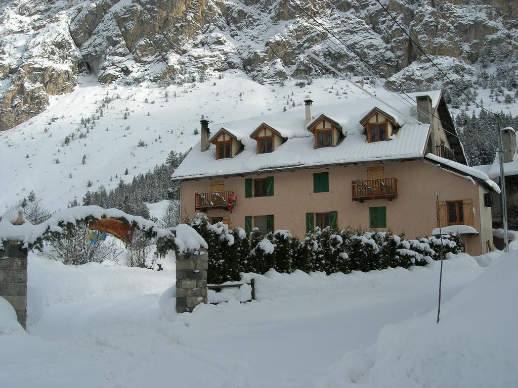 Auberge La Cleida Névache Eksteriør billede